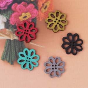 [Wooden Button] Chrysanthemum Wooden Button