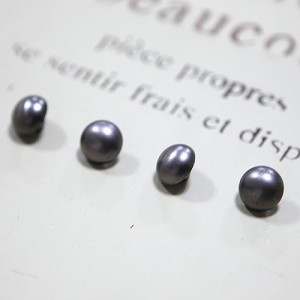 [Metal button] Black silver half bean button (11mm)