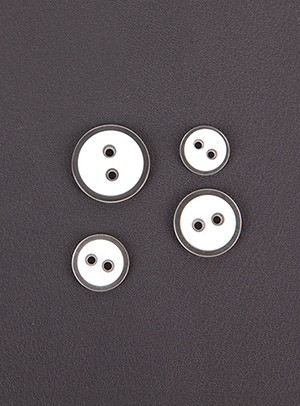 [Horn Button] Cheek 2-prong button (11mm/13mm/15mm/18mm)