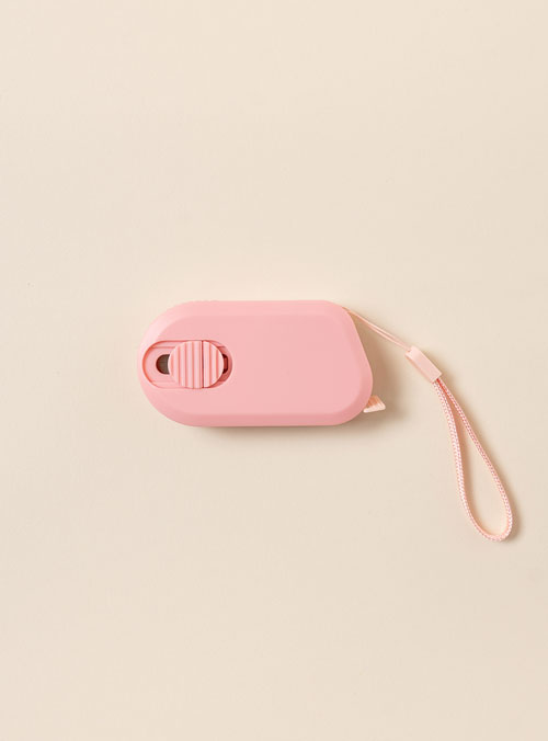 [Pin holder/ruler/scissors/sewing ring] Delivery knife, ruler