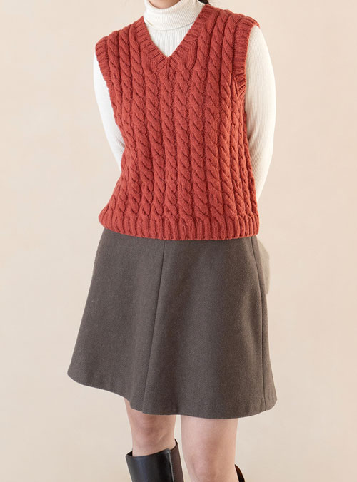 [DIY] The Cashmere Abo Twiddle V-neck Vest