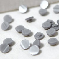 [Basic Button] Mother-of-pearl Gray Mini Button (11mm)