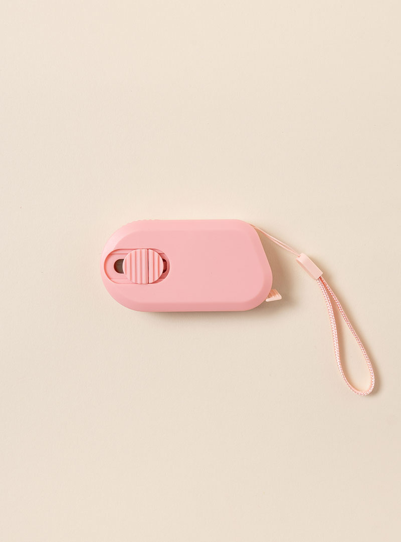 [Pin holder/ruler/scissors/sewing ring] Delivery knife, ruler