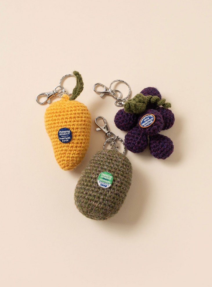 [PDF pattern] Vintage Wool Fruit Keyring (Video)
