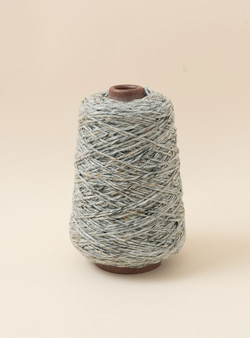 Irish Roving Tweed (1 cone/200g ± 10g Excluding Core) 100% Irish Wool
